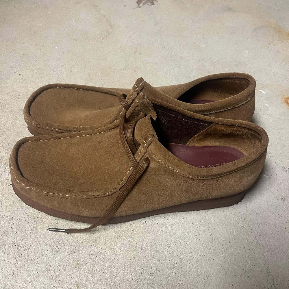 Clarks Wallabees